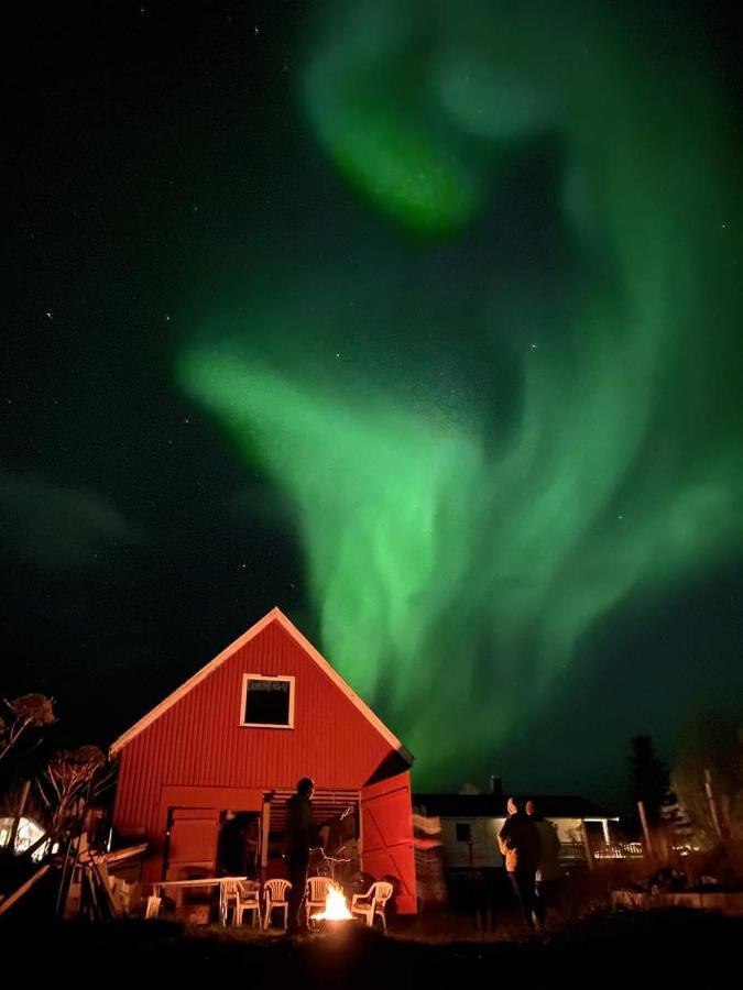Nydelig Utsikt, Egen Leilighet Med To Parkeringer Movik  Exterior foto